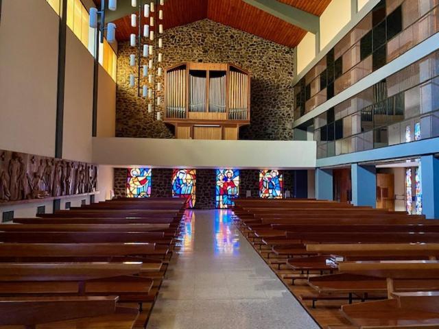 Готель Residencia Sagrada Familia Ла-Сеу-д'Уржель Екстер'єр фото